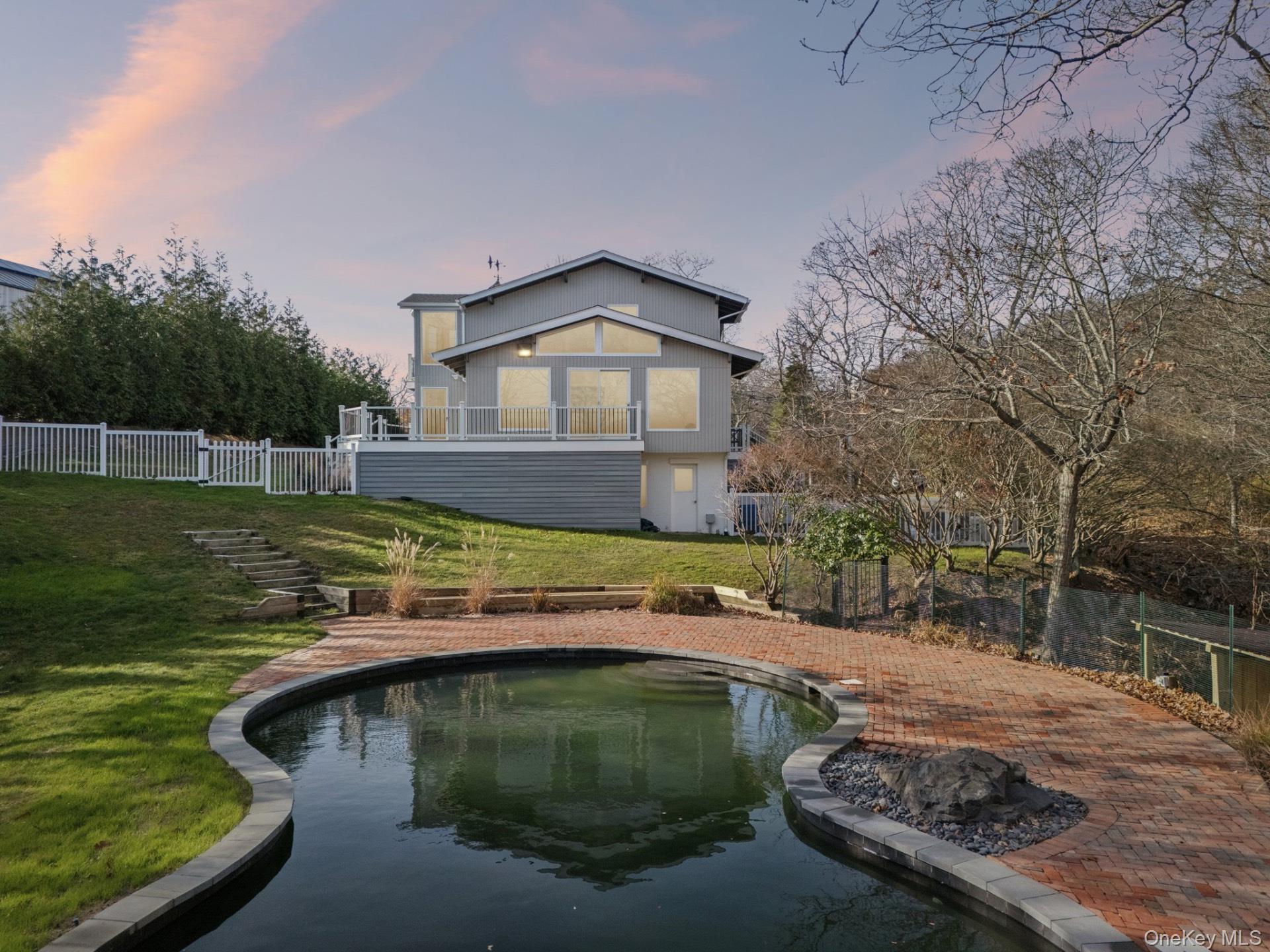 18 Tara Road