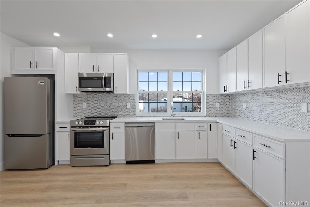 9 Lagrange Avenue