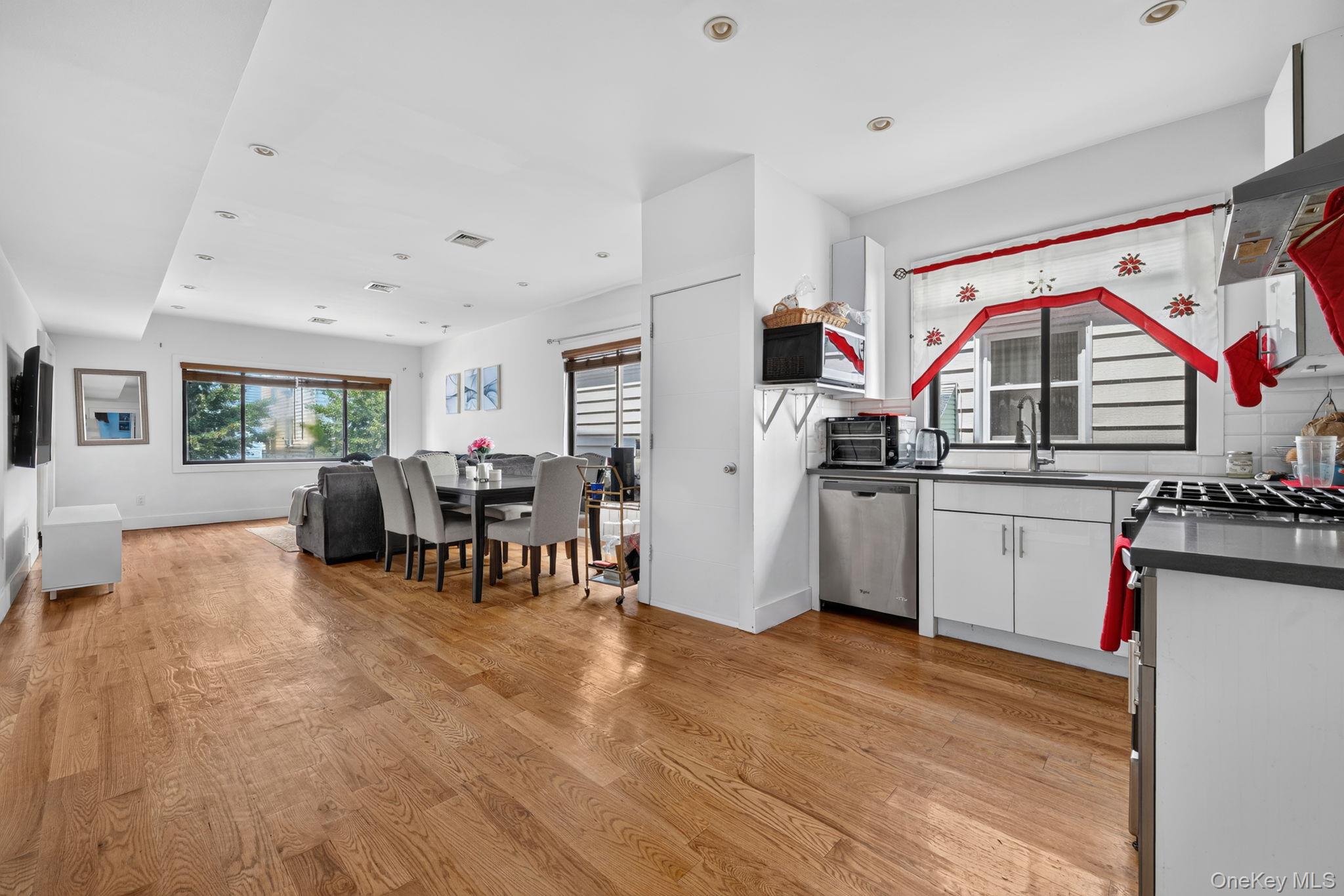 1269 94th Street
