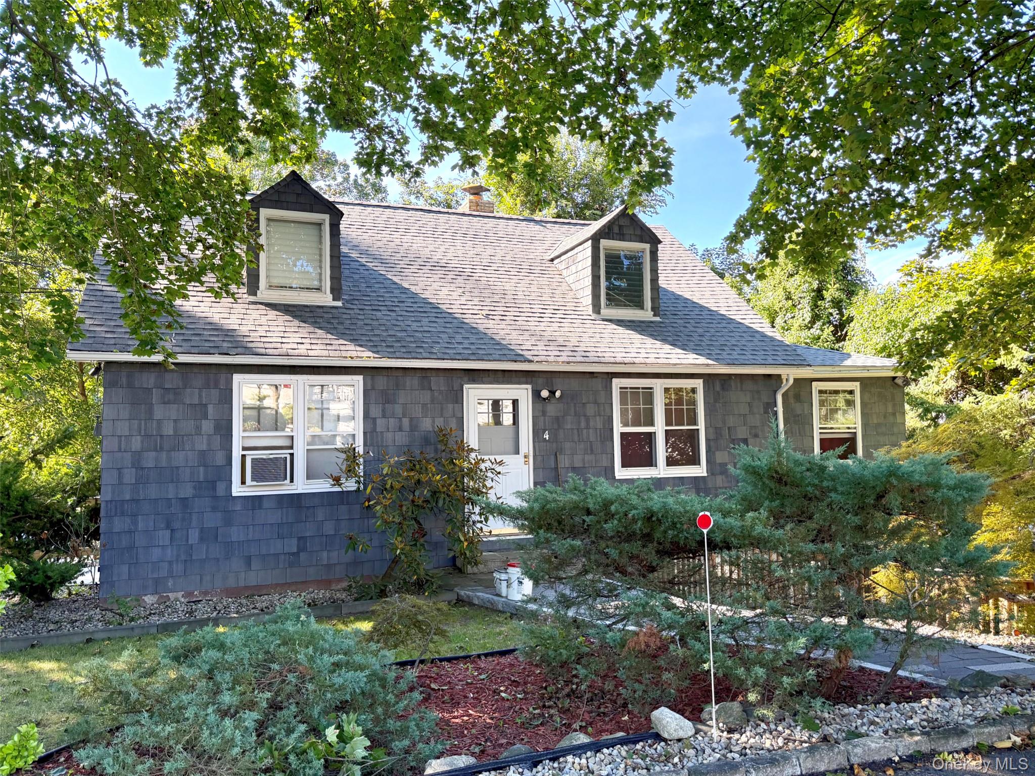 4 Livingston Street