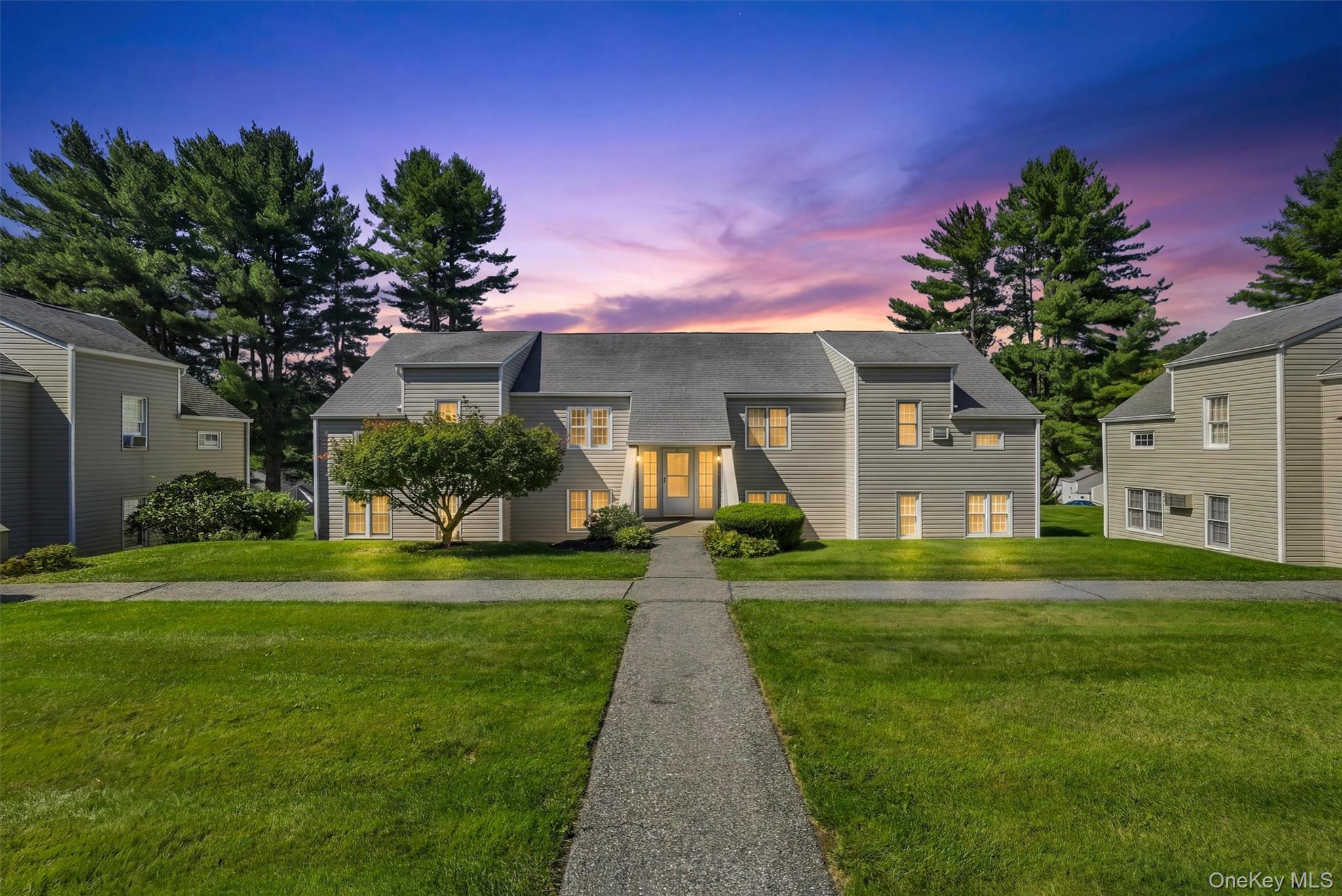 1704 Holly Stream Court