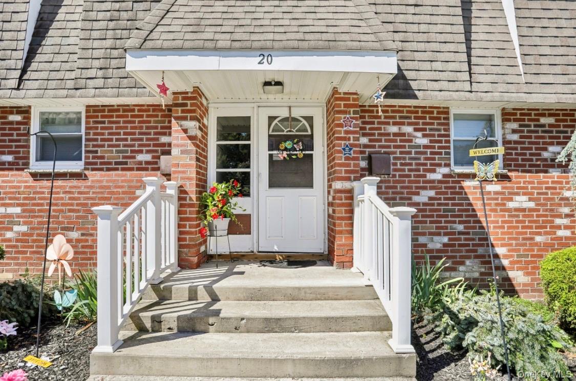 20 Crescent Drive