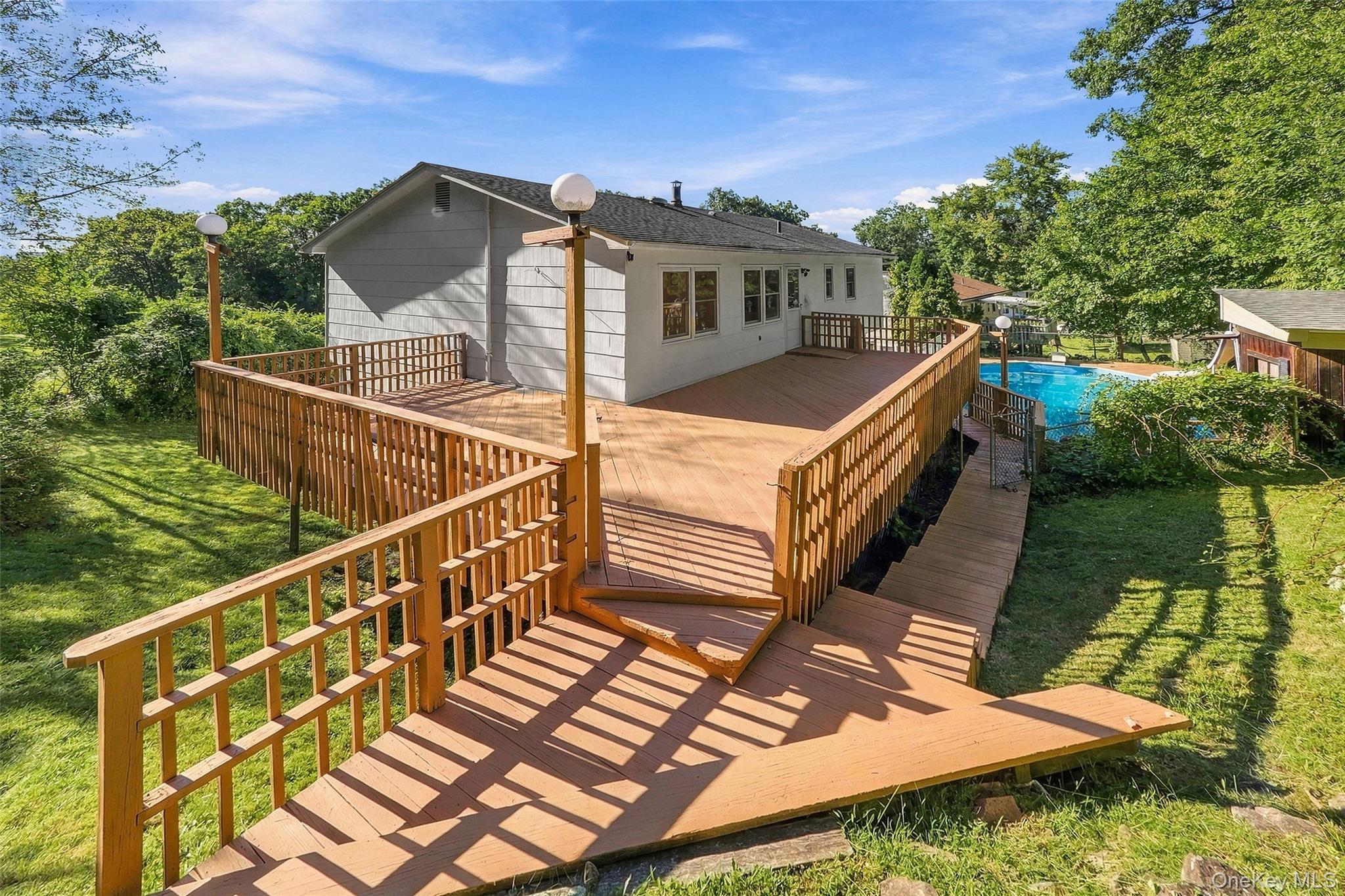 Deck
