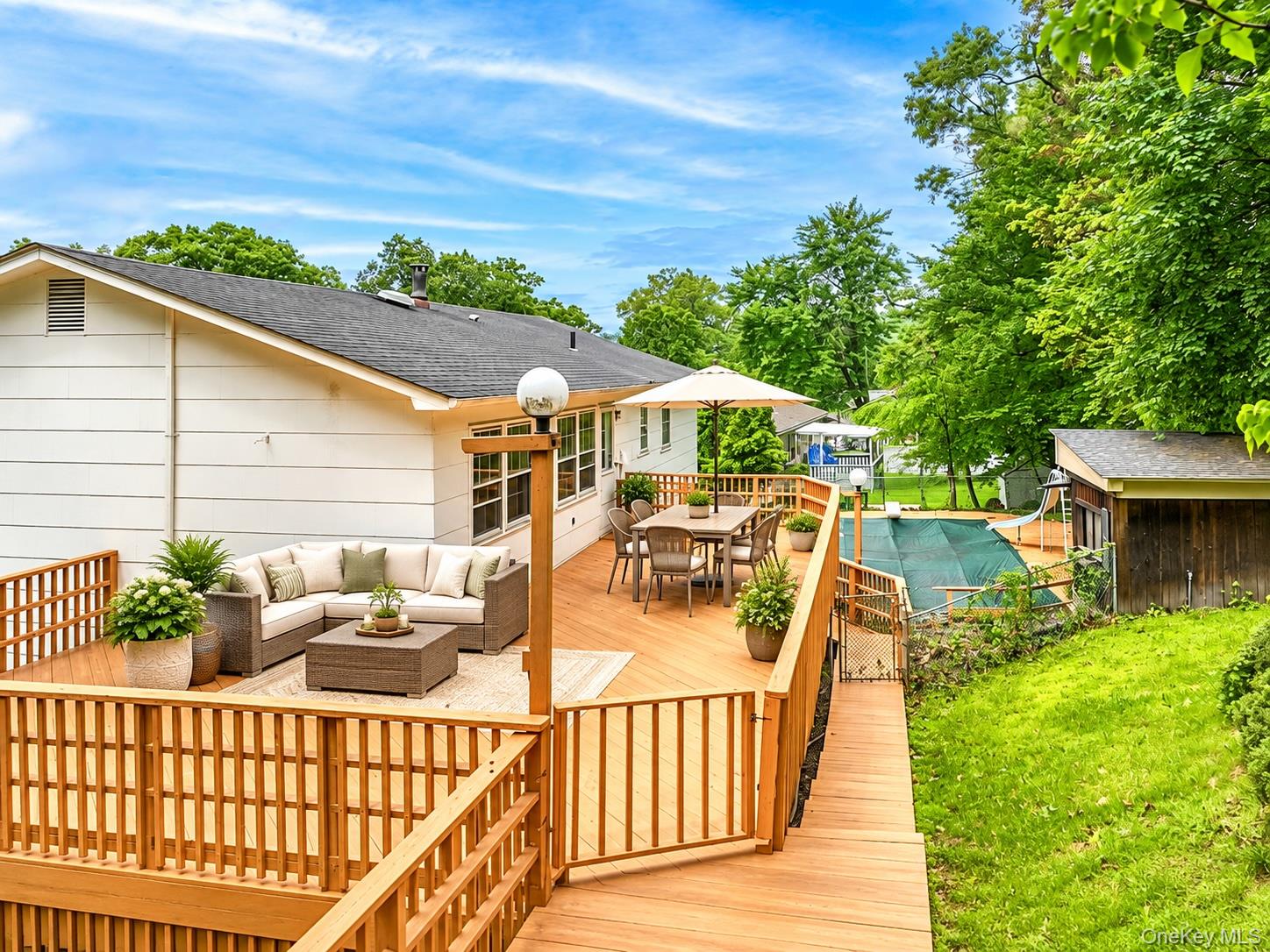Deck