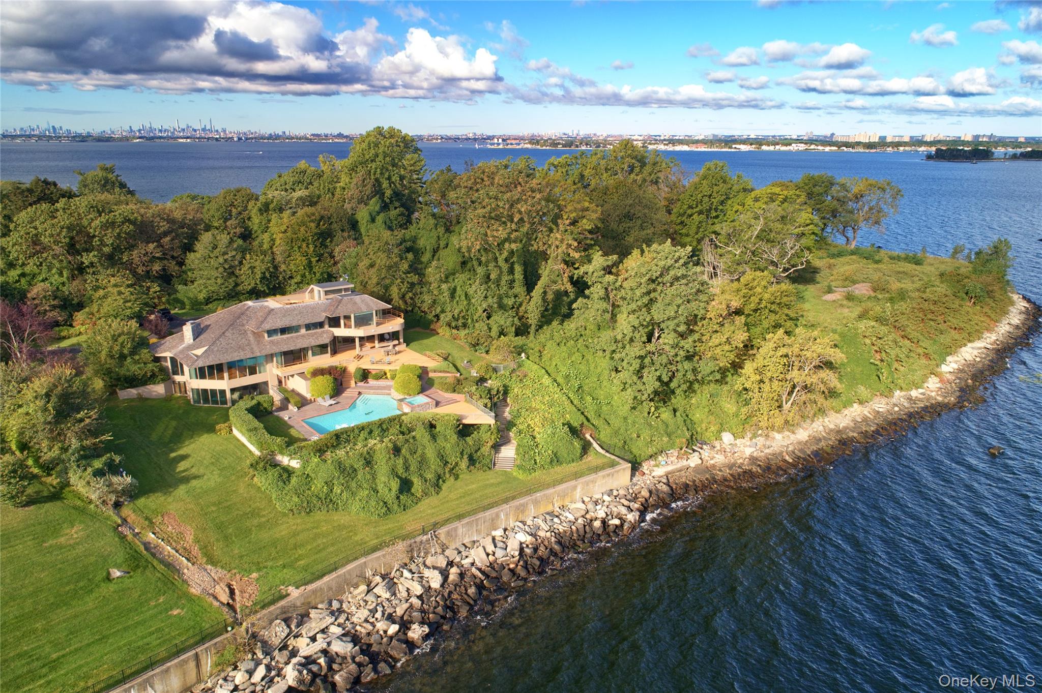 15 Gatsby Lane