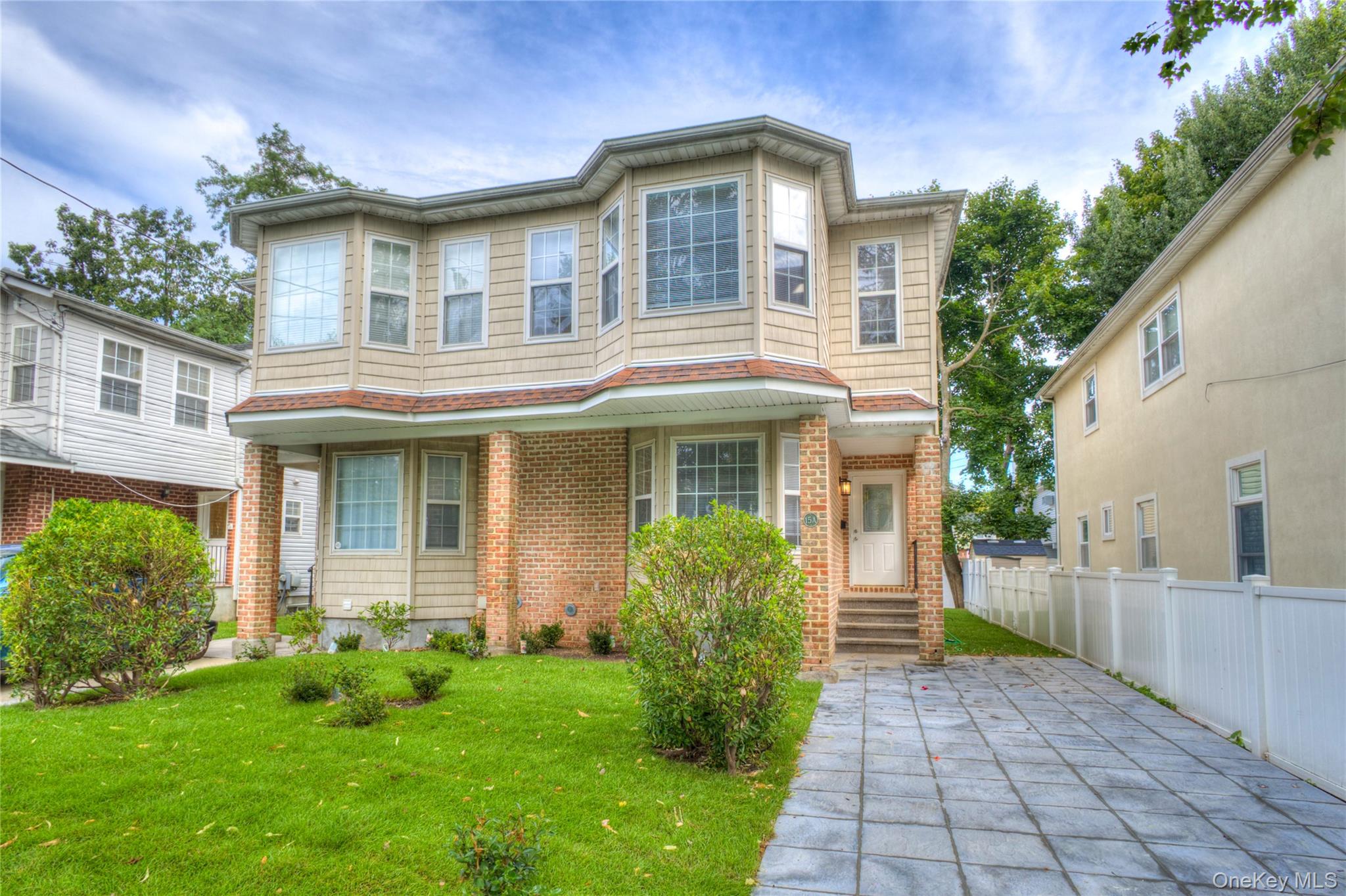 15B Mohegan Avenue