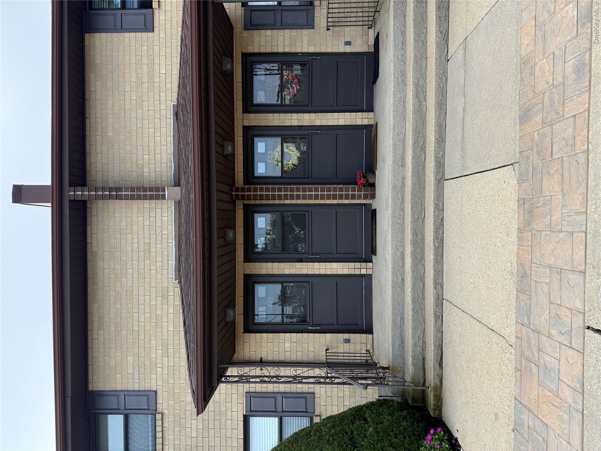 723 Wantagh Avenue