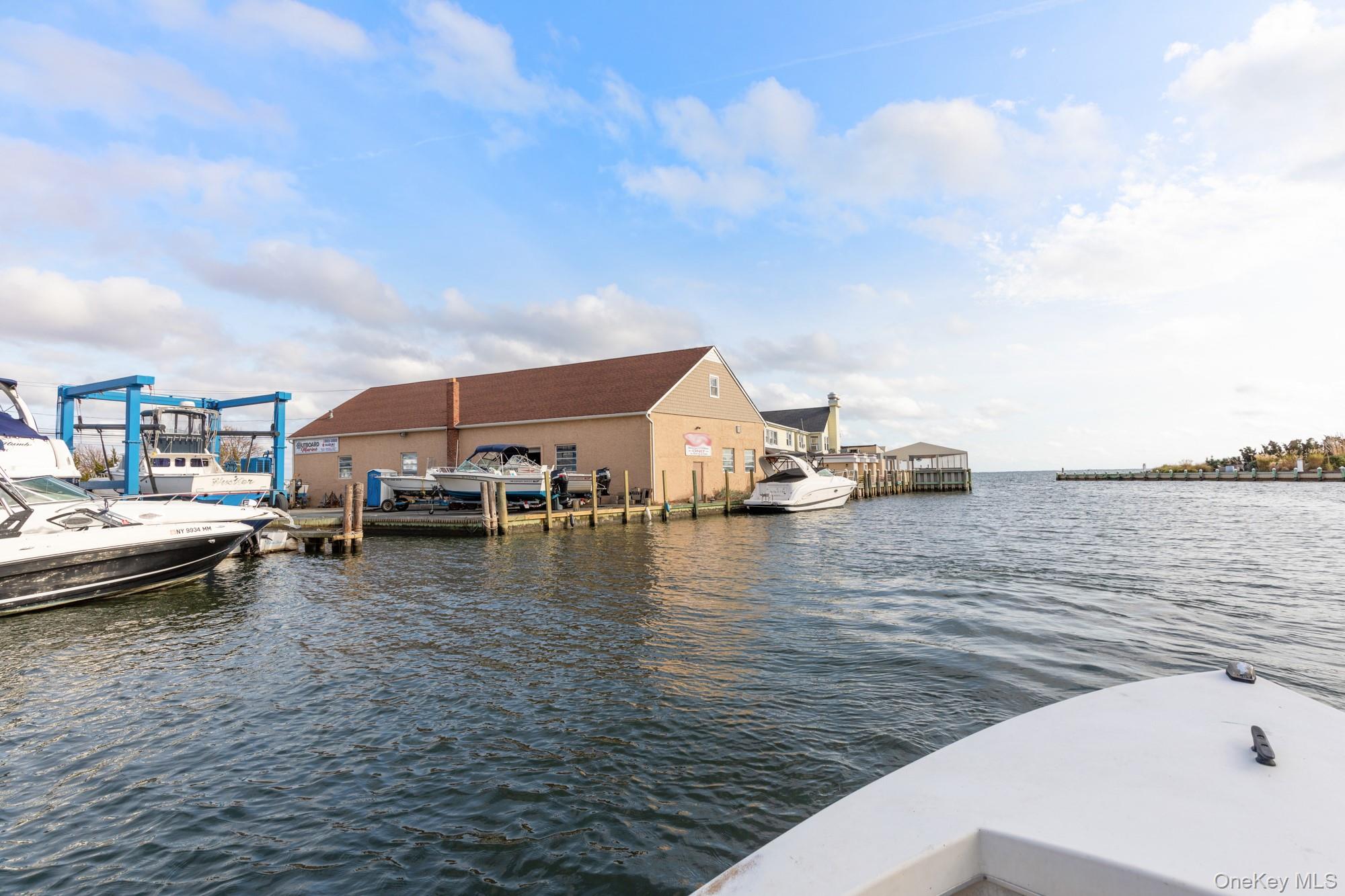 Dock
