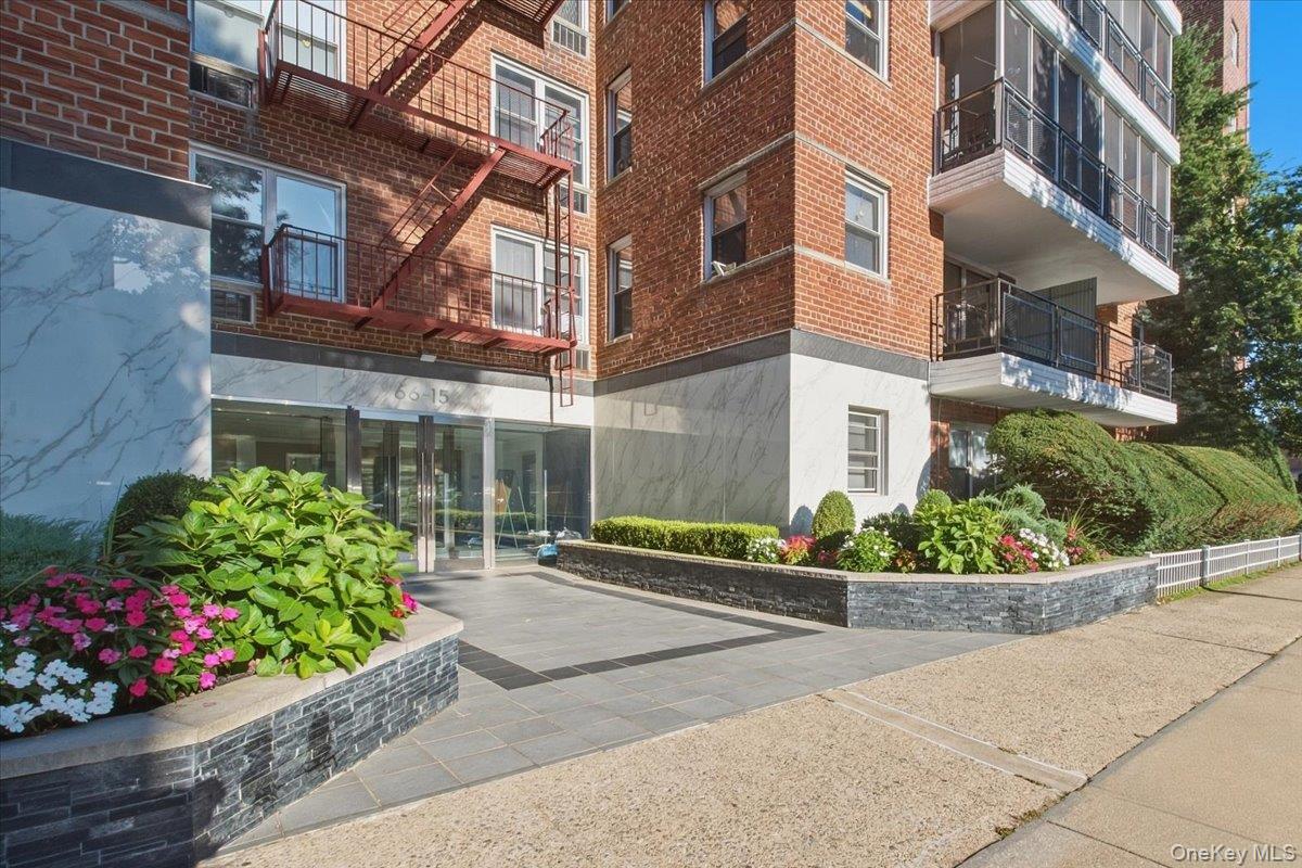 66-15 Thornton Place