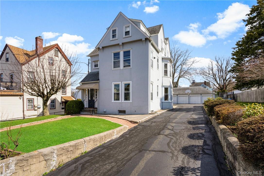 10 Lafayette Street
