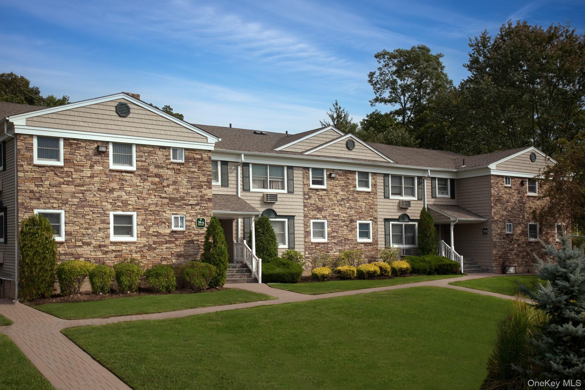 39 Elliot Place