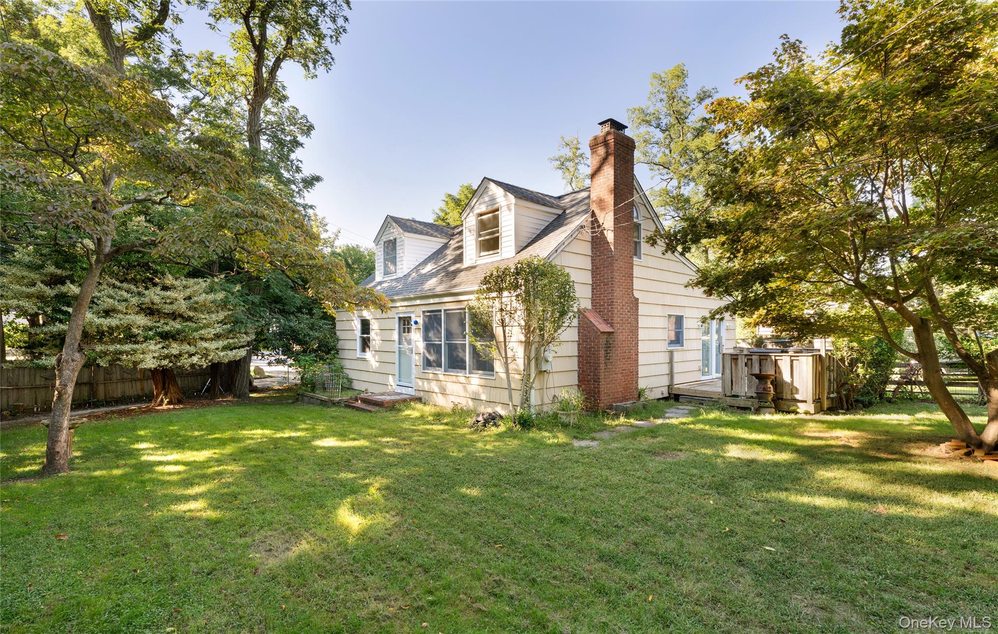 4 Acacia Road