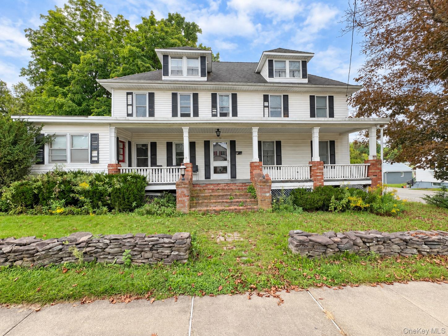 39 Maple Avenue