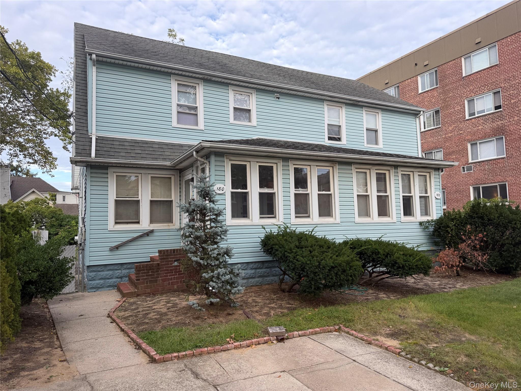 180 B Atlantic Ave