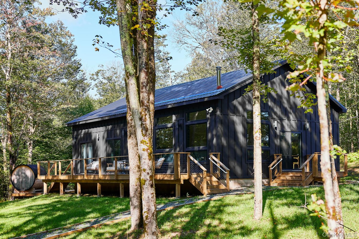 377 Hubert Road