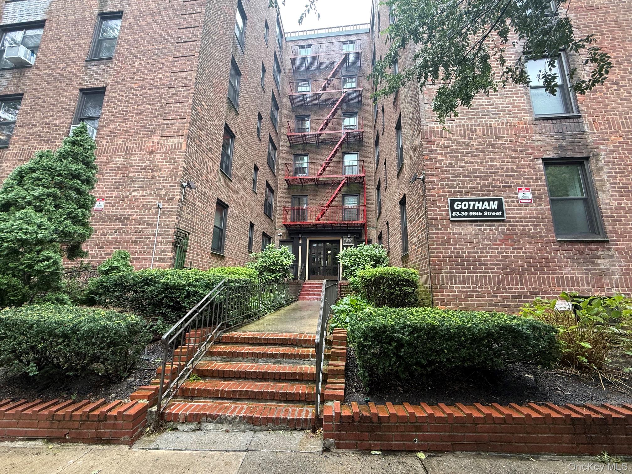 83-30 98 Street
