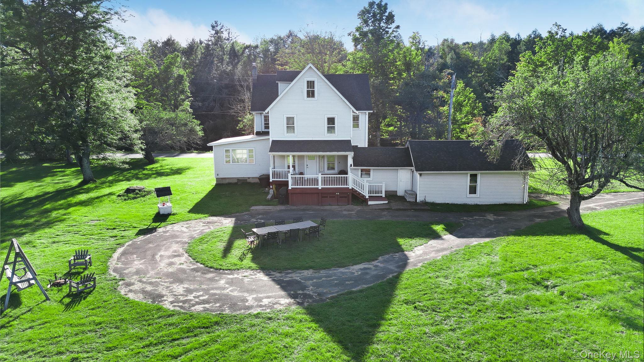 463 River Road