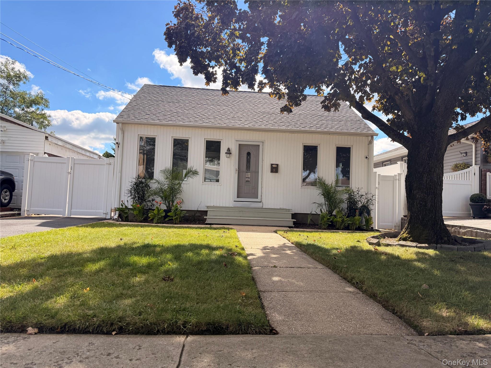 8 Michel Avenue