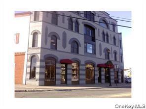 2 Lake Street