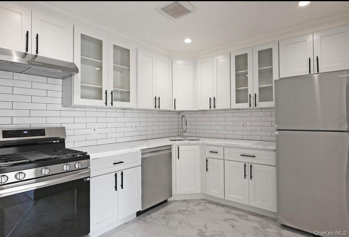 19-43 76th Street