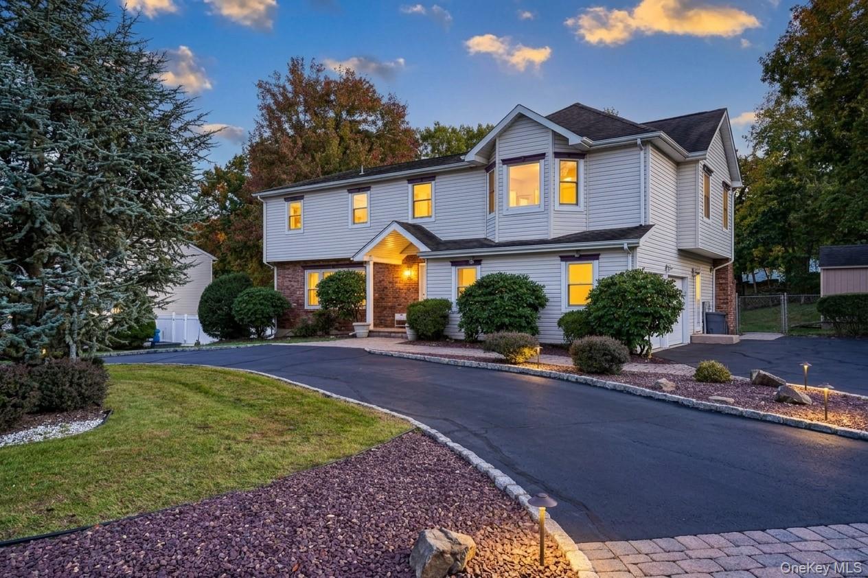 7 Edgebrook Court