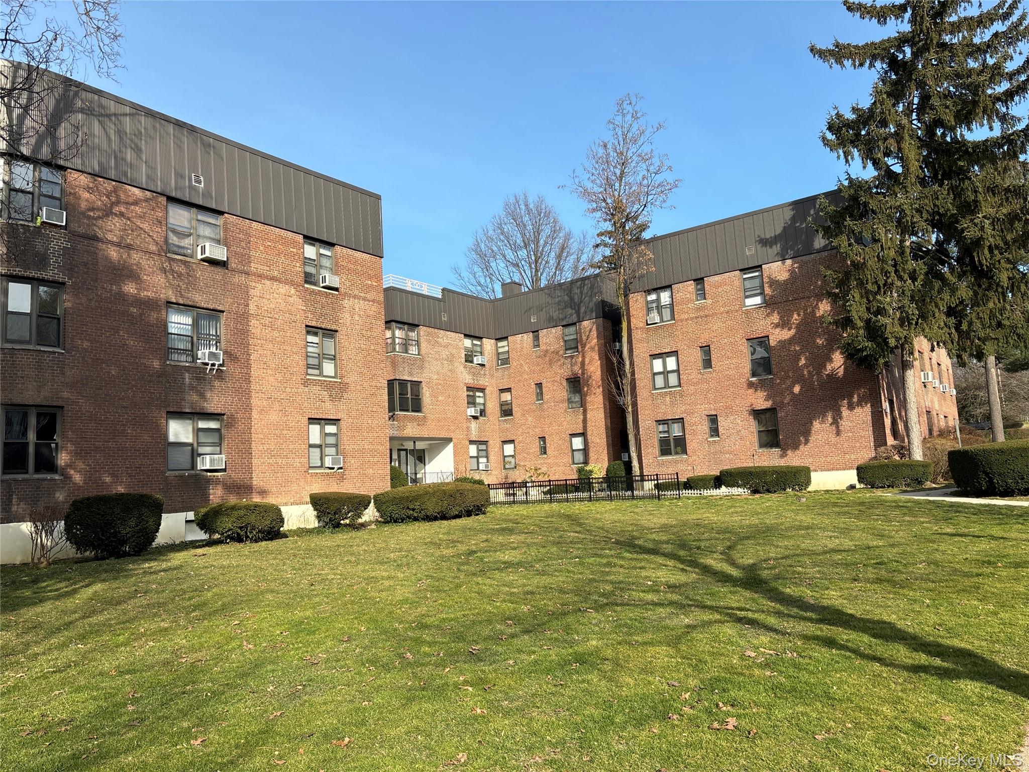 23 Schenck Avenue