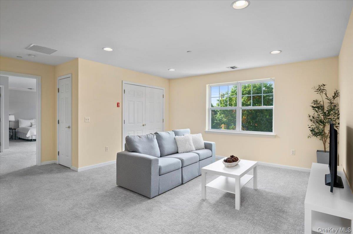 100 Woodcrest Lane