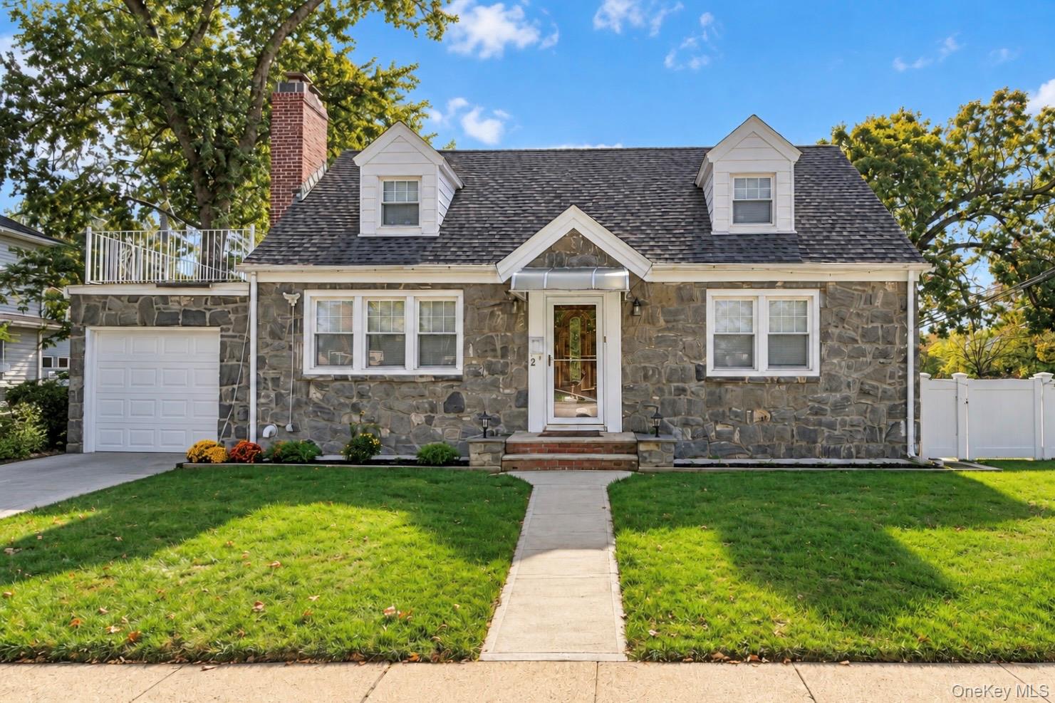 2 Oak Drive