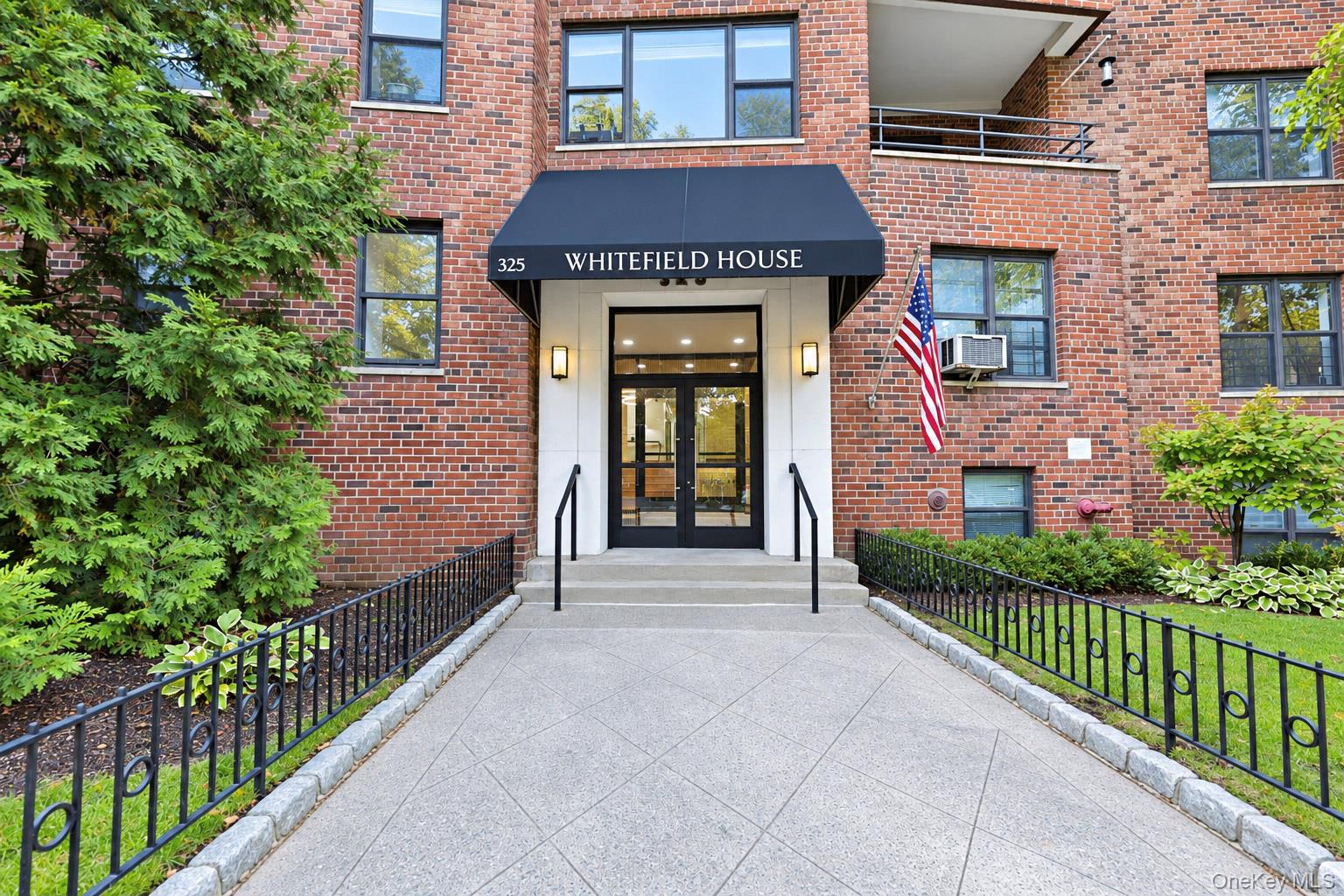 325 Main Street