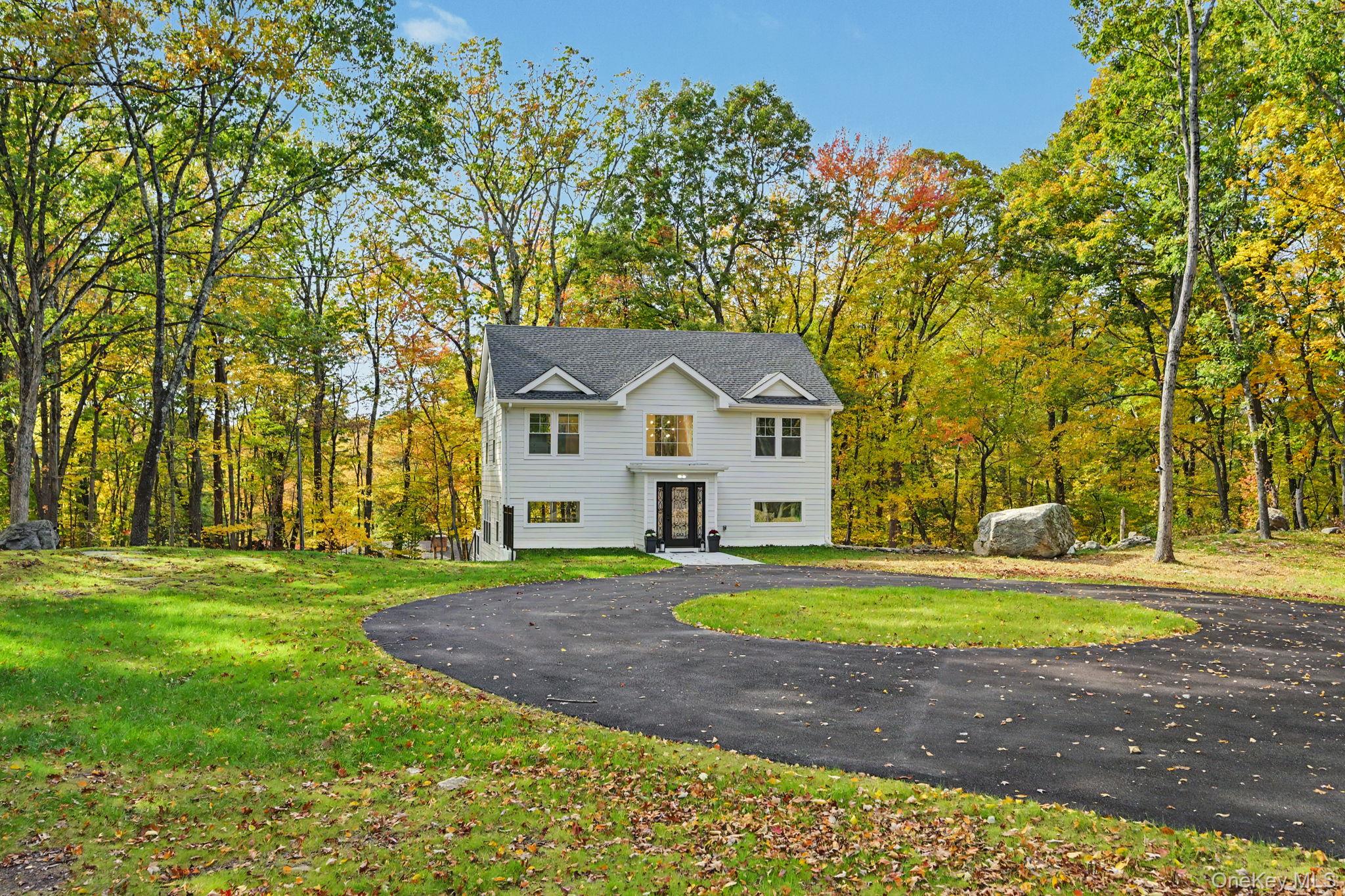 18 Laurel Road
