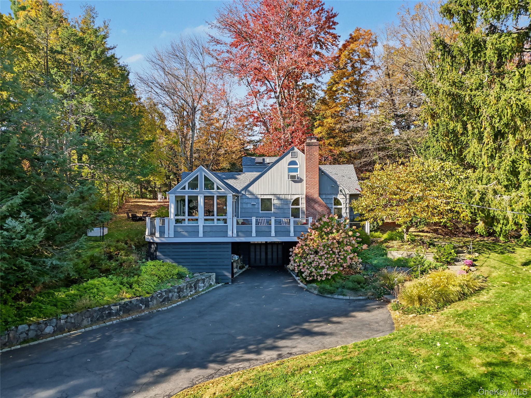 21 Lakeview Avenue