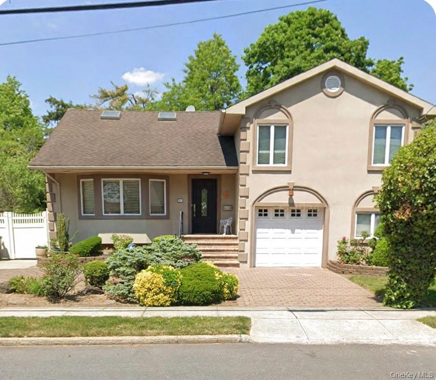510 Woodmere Boulevard