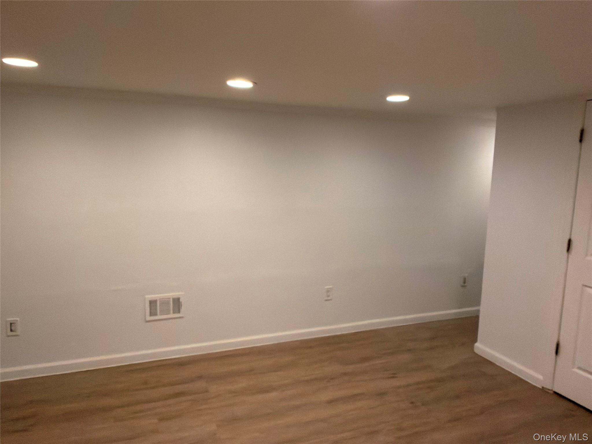 12 Hollo Drive
