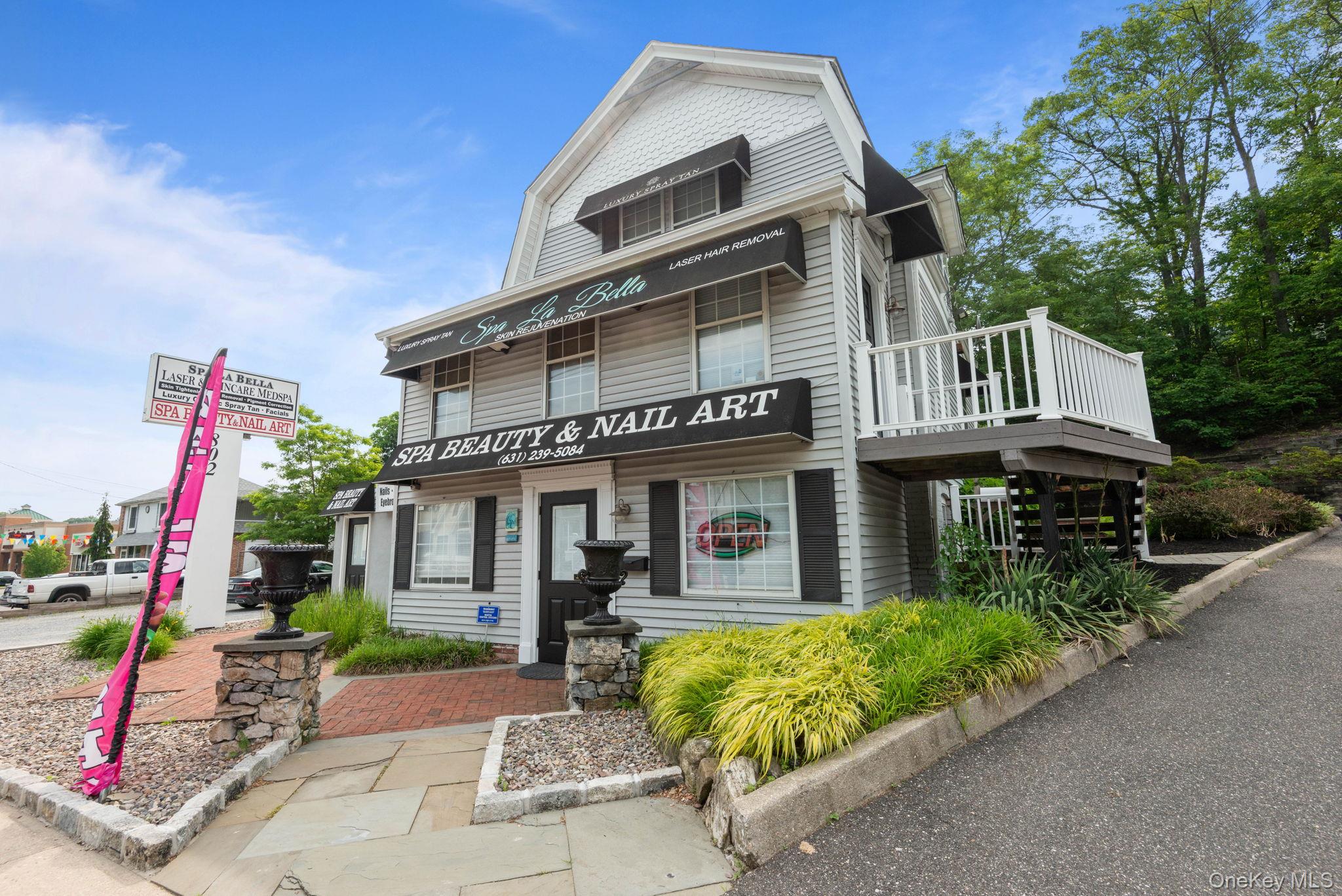 802 Fort Salonga Road